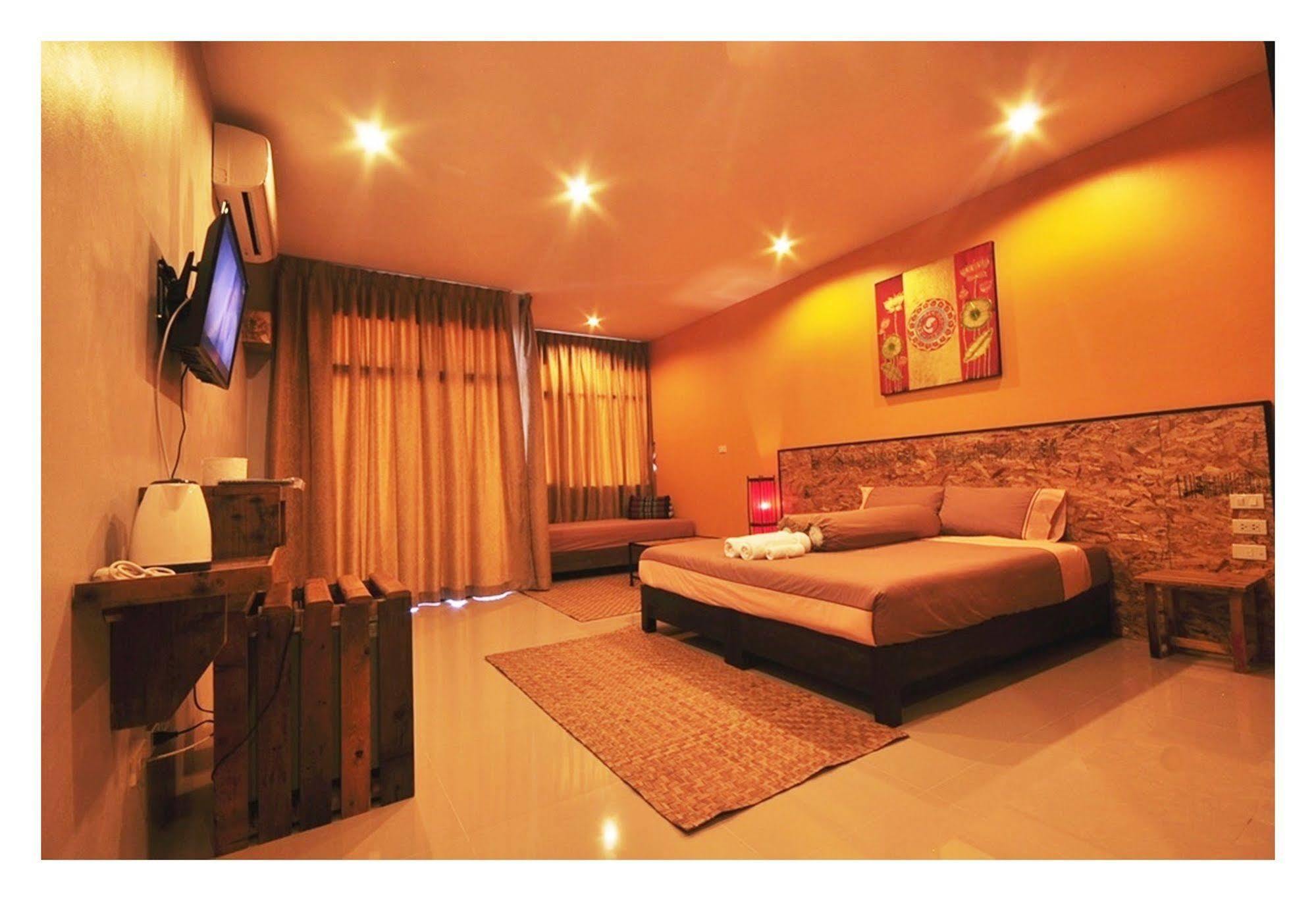 The Bedroom Nai Harn Beach Dış mekan fotoğraf