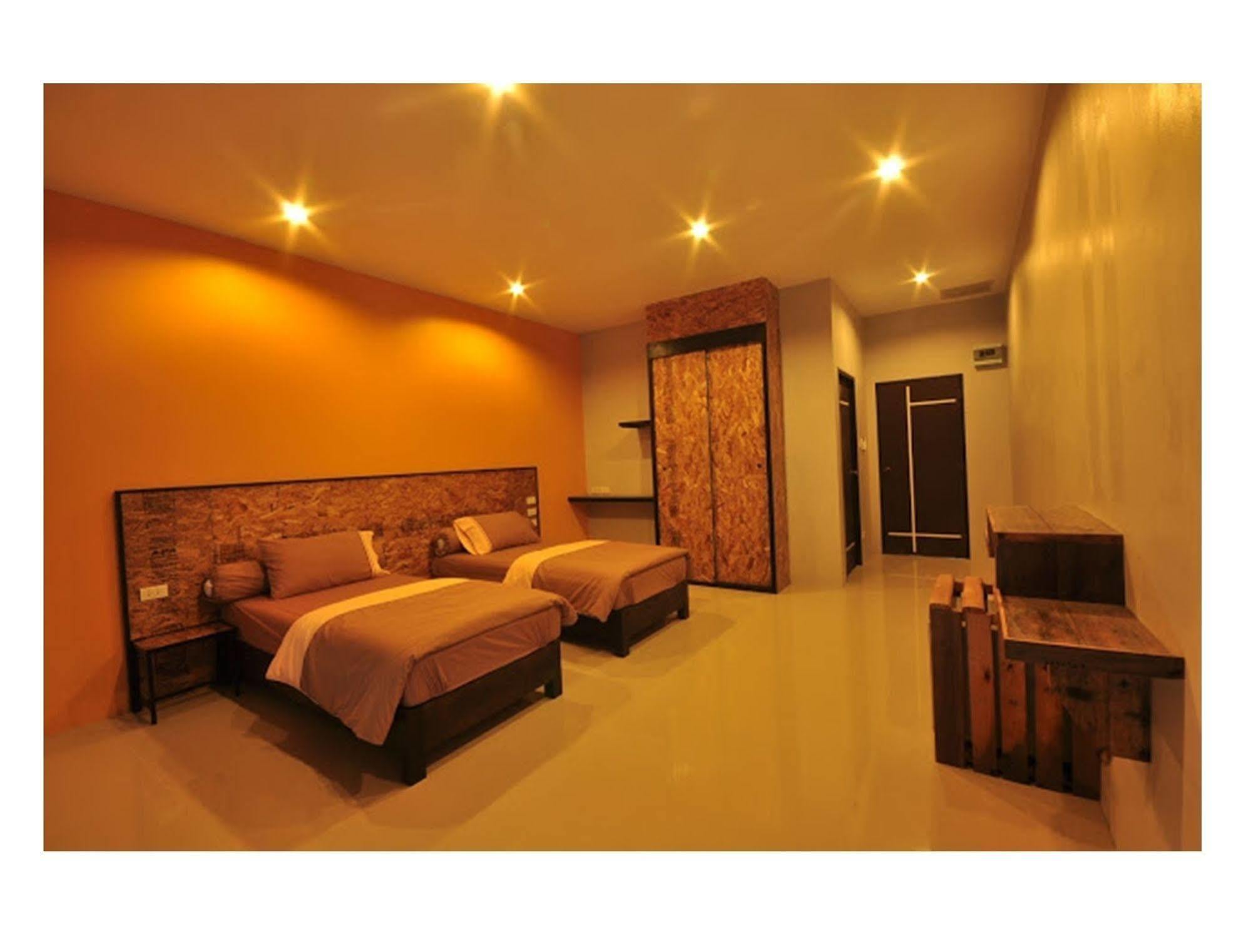 The Bedroom Nai Harn Beach Dış mekan fotoğraf
